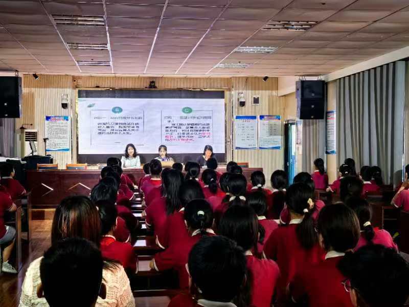 康伟2.jpg